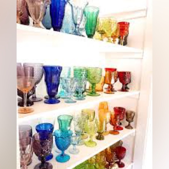 Like this listing to know when I go live for vintage home!!♥️♥️ - Picture 1 of 2